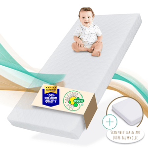 Babymatratze 70x140 cm mit waschbarem Bezug weiß mit Spannbettlaken