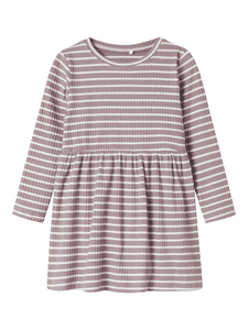 Kleid Nmfvemma Elderberry Bright White