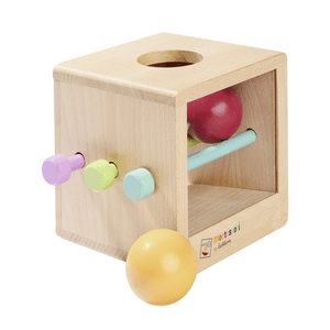 Montessori Box mit Kugeln